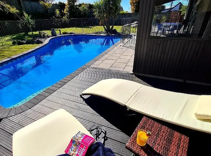 Paradise In *